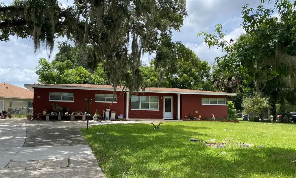 1040 Hampton Road Daytona Beach FL 32114