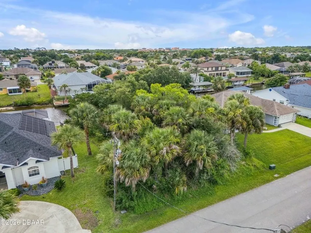 9 N Christopher Court Palm Coast FL 32137
