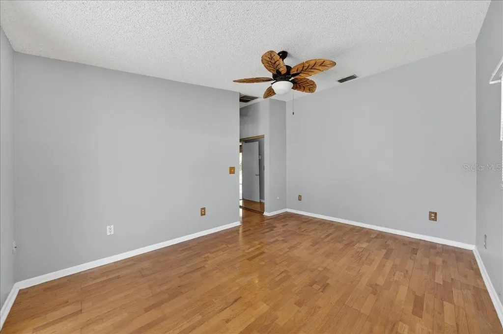 10202 56th Street N Pinellas Park FL 33782