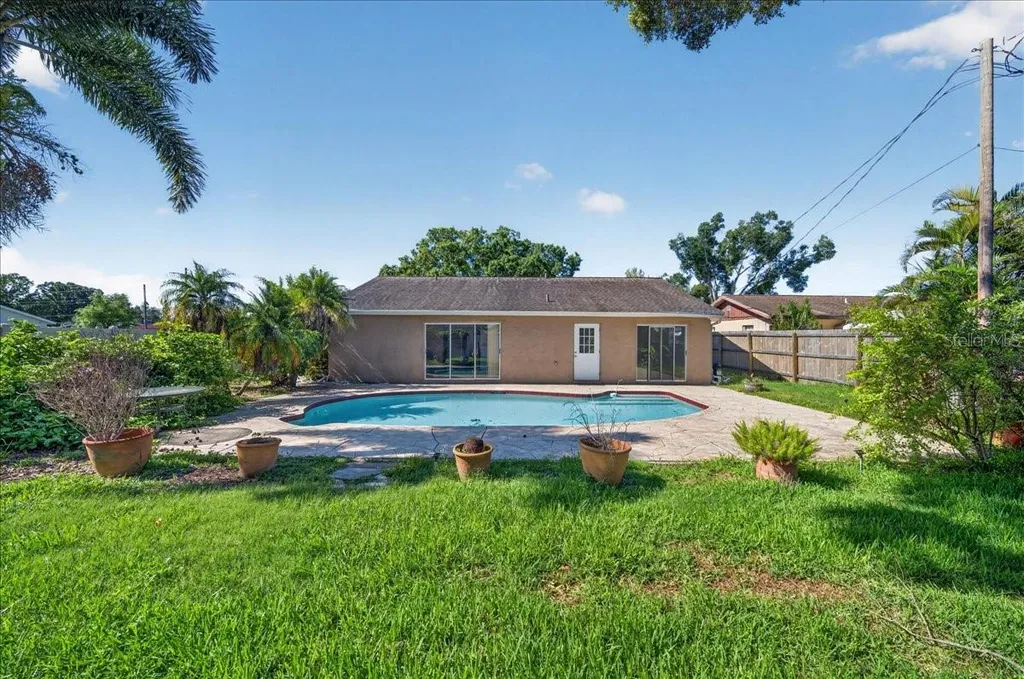 10202 56th Street N Pinellas Park FL 33782