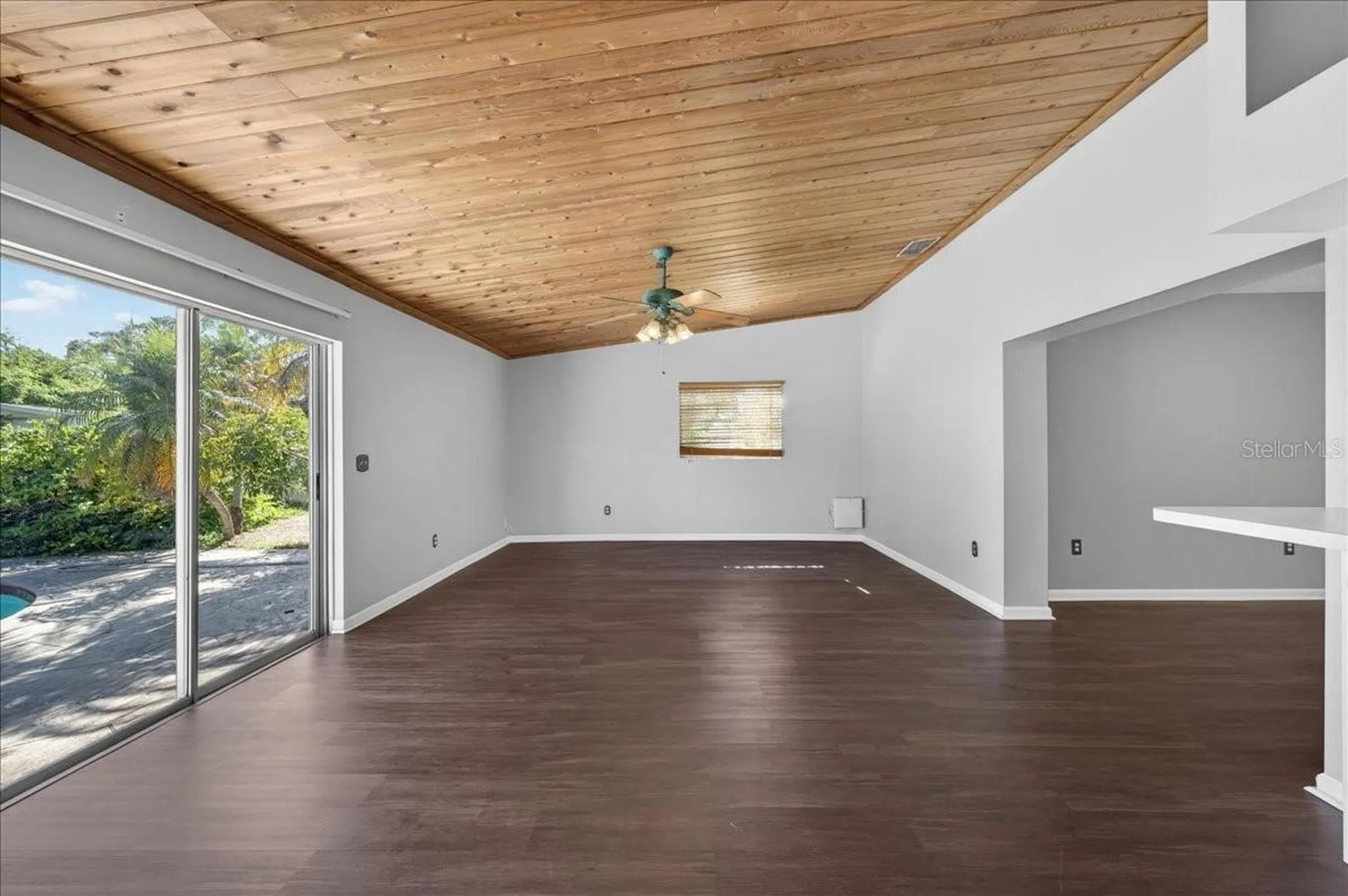 10202 56th Street N Pinellas Park FL 33782