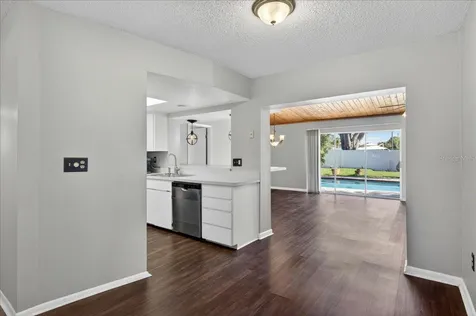 10202 56th Street N Pinellas Park FL 33782