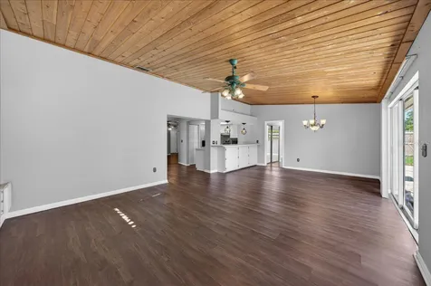 10202 56th Street N Pinellas Park FL 33782