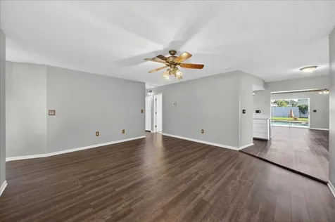 10202 56th Street N Pinellas Park FL 33782