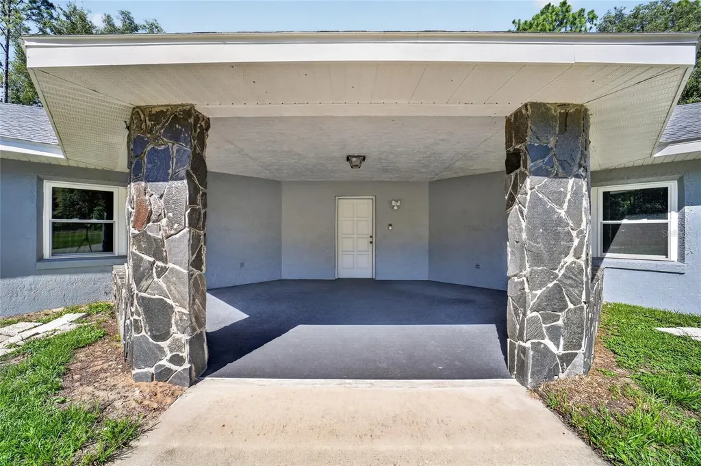 7705 SW 186 Avenue Dunnellon FL 34432