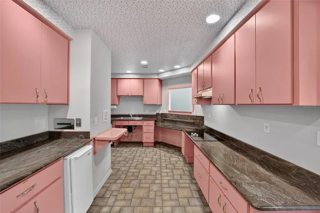 7705 SW 186 Avenue Dunnellon FL 34432
