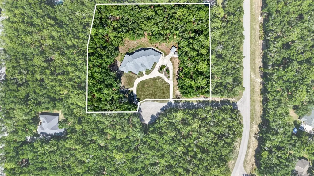 7705 SW 186 Avenue Dunnellon FL 34432