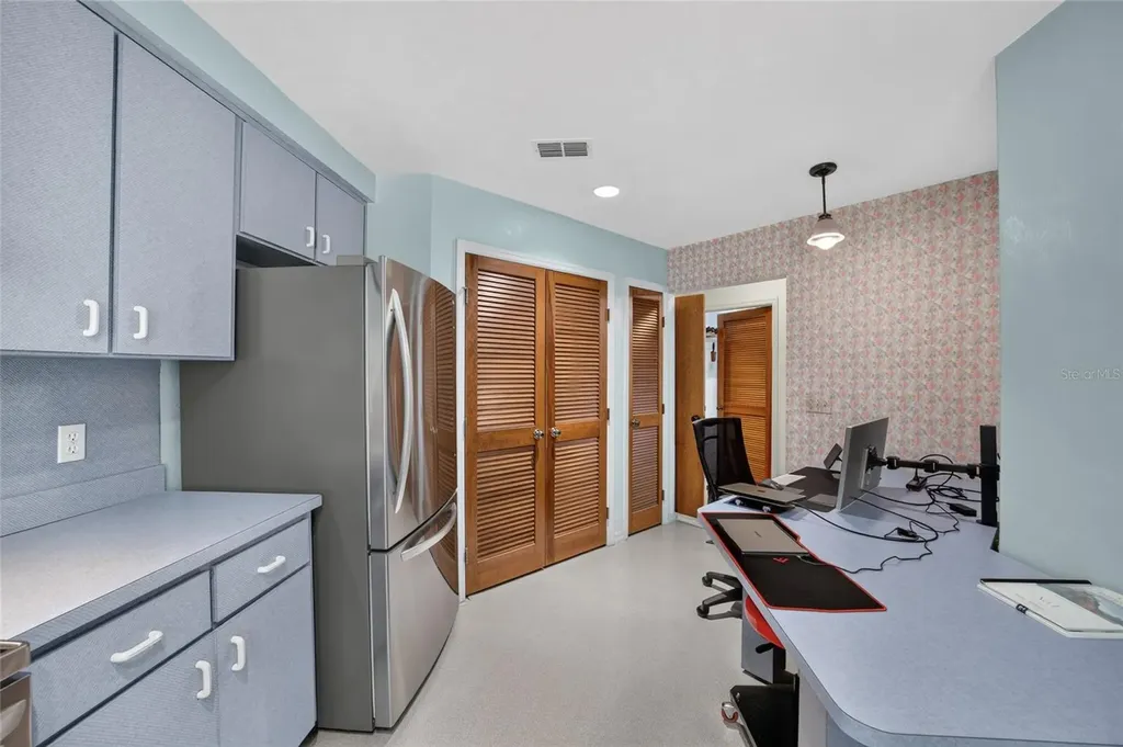 7705 SW 186 Avenue Dunnellon FL 34432