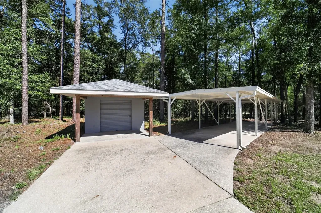 7705 SW 186 Avenue Dunnellon FL 34432