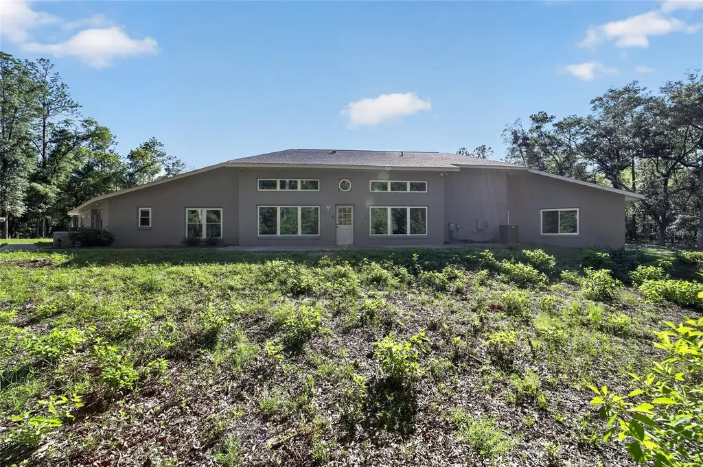 7705 SW 186 Avenue Dunnellon FL 34432