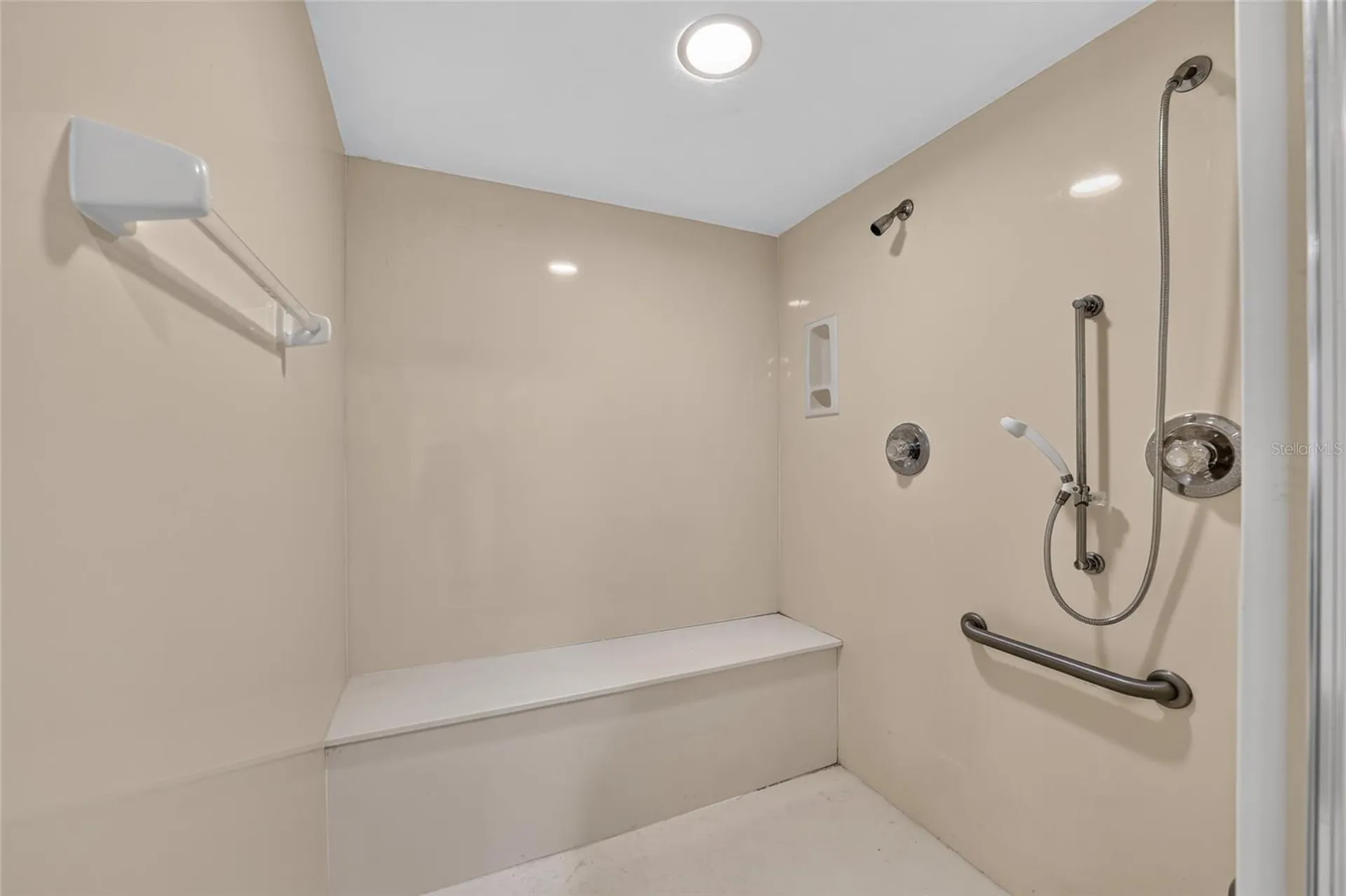 7705 SW 186 Avenue Dunnellon FL 34432