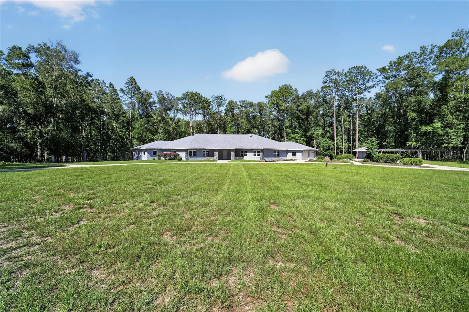 7705 SW 186 Avenue Dunnellon FL 34432