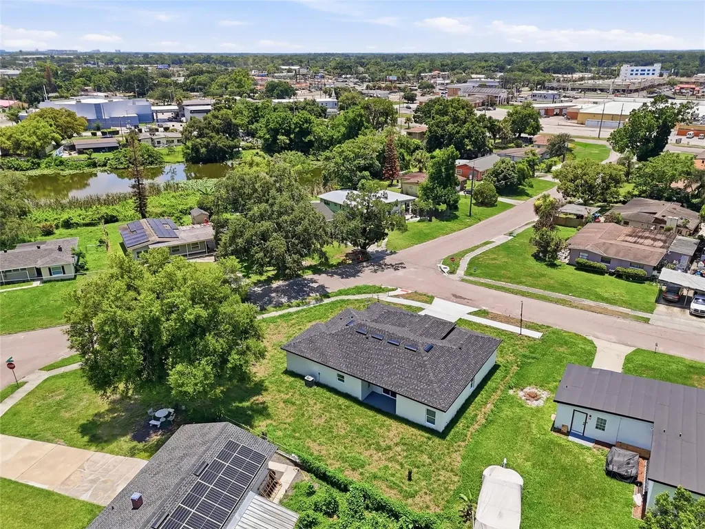 5201 Ashwood Place Orlando FL 32808