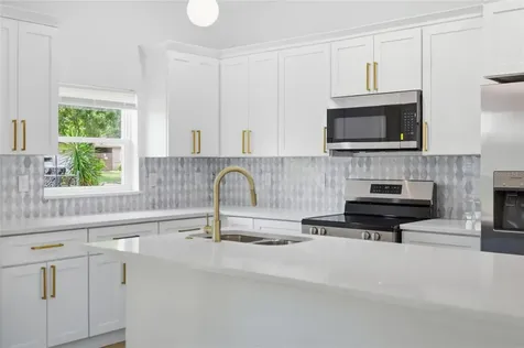 5201 Ashwood Place Orlando FL 32808