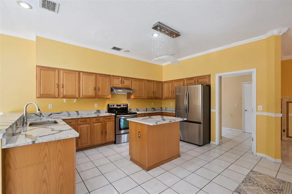 6415 Abbeydale Court Orlando FL 32818