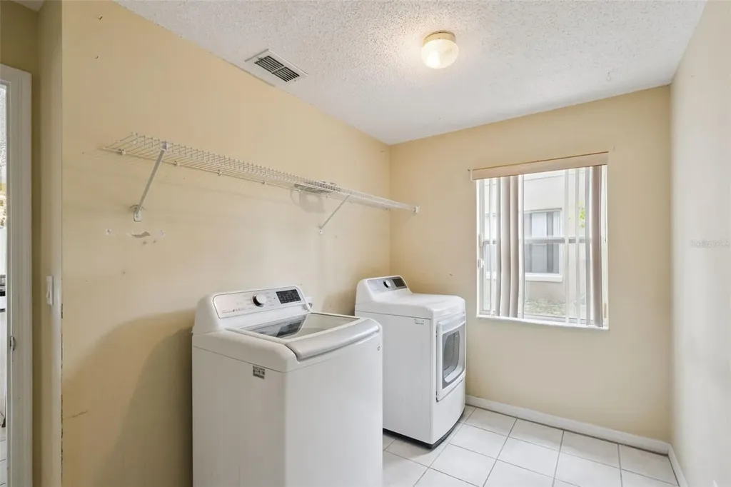 6415 Abbeydale Court Orlando FL 32818