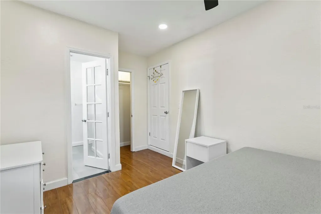 4740 22nd Avenue N St Petersburg FL 33713