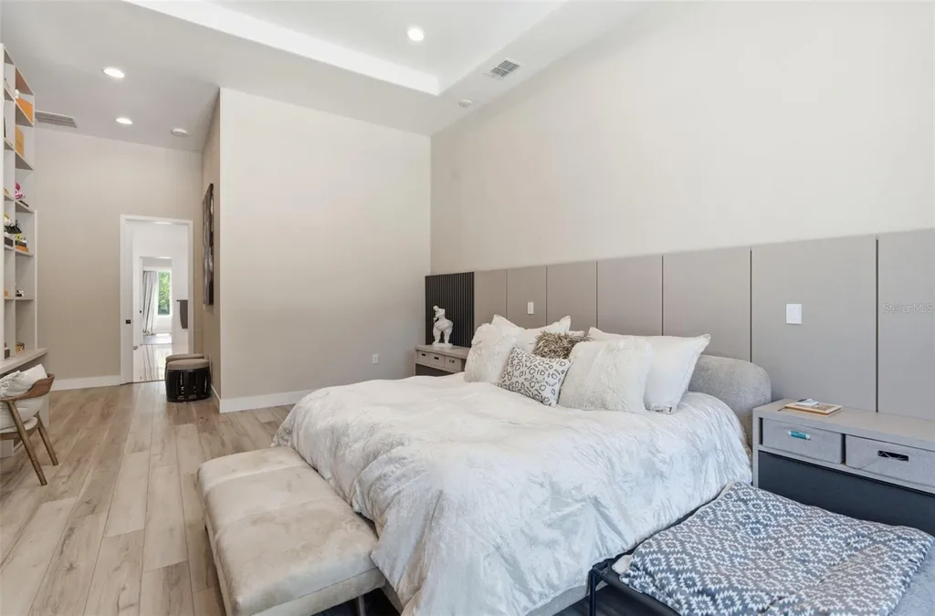 15800 Pendio Drive Bella Collina FL 34756
