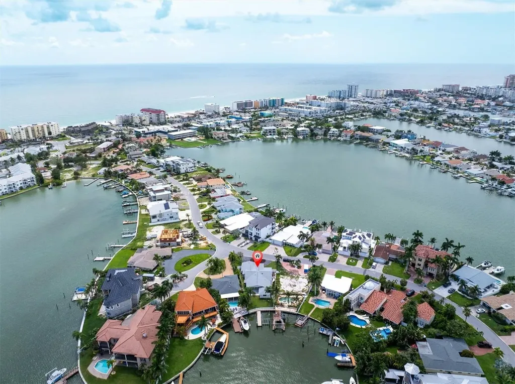 303 Bath Club Boulevard N North Redington Beach FL 33708
