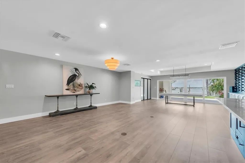303 Bath Club Boulevard N North Redington Beach FL 33708