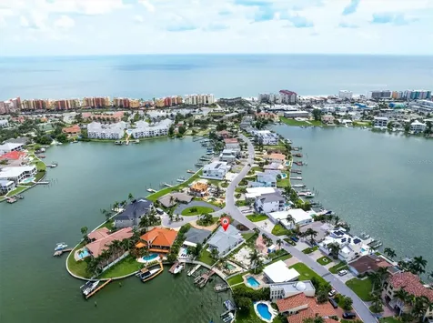 303 Bath Club Boulevard N North Redington Beach FL 33708