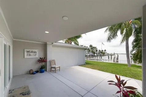 303 Bath Club Boulevard N North Redington Beach FL 33708