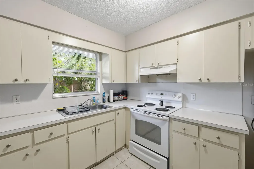 2601 61st Avenue N St Petersburg FL 33714