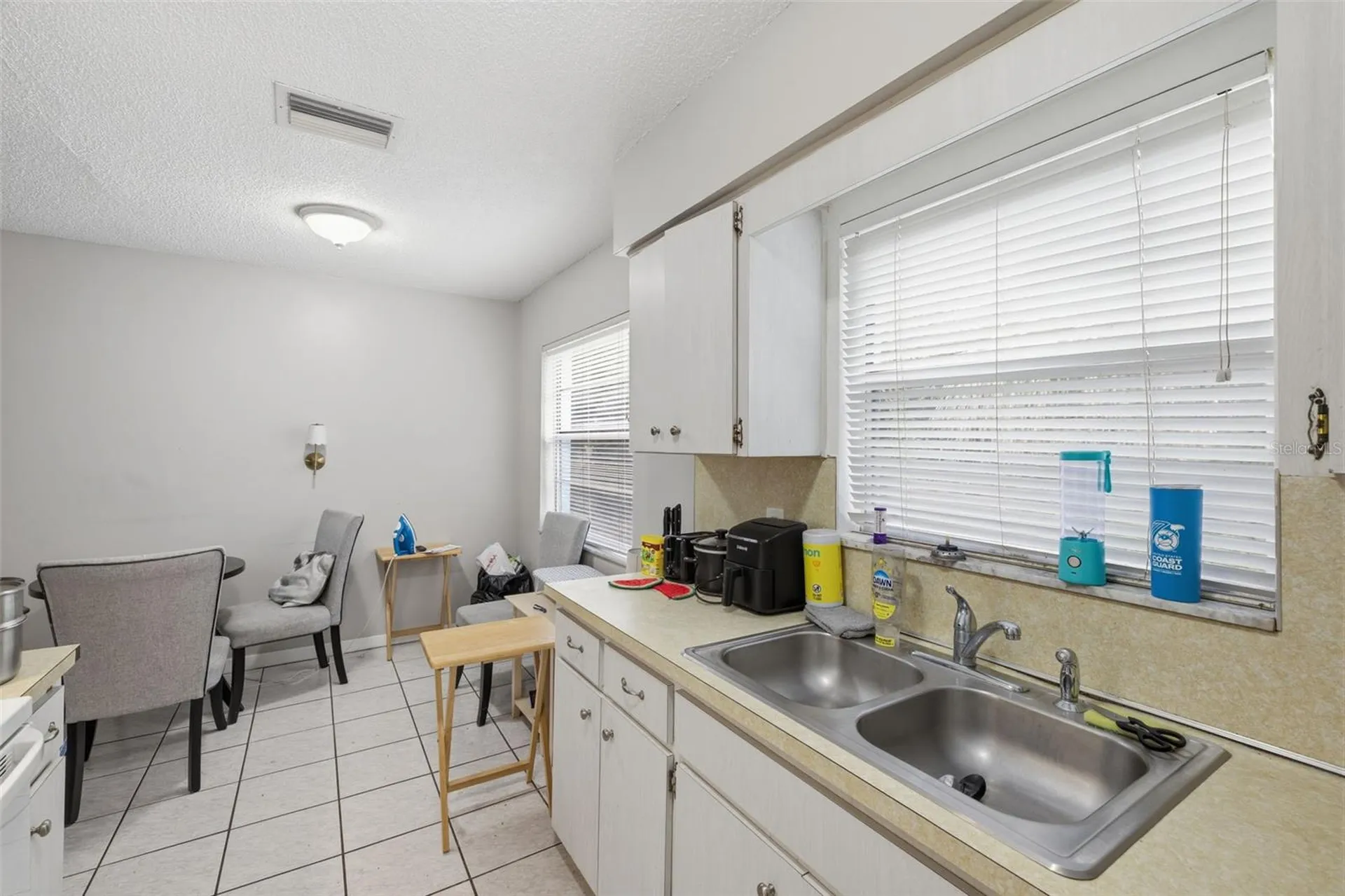 2601 61st Avenue N St Petersburg FL 33714