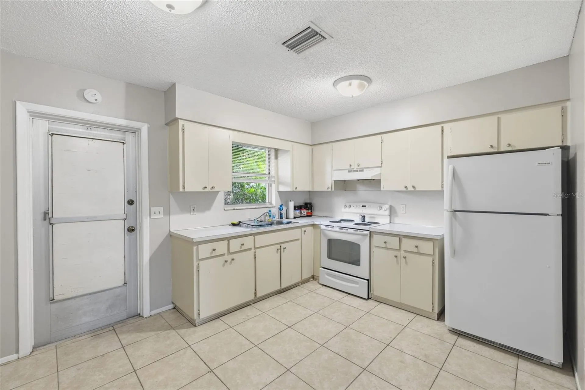 2601 61st Avenue N St Petersburg FL 33714