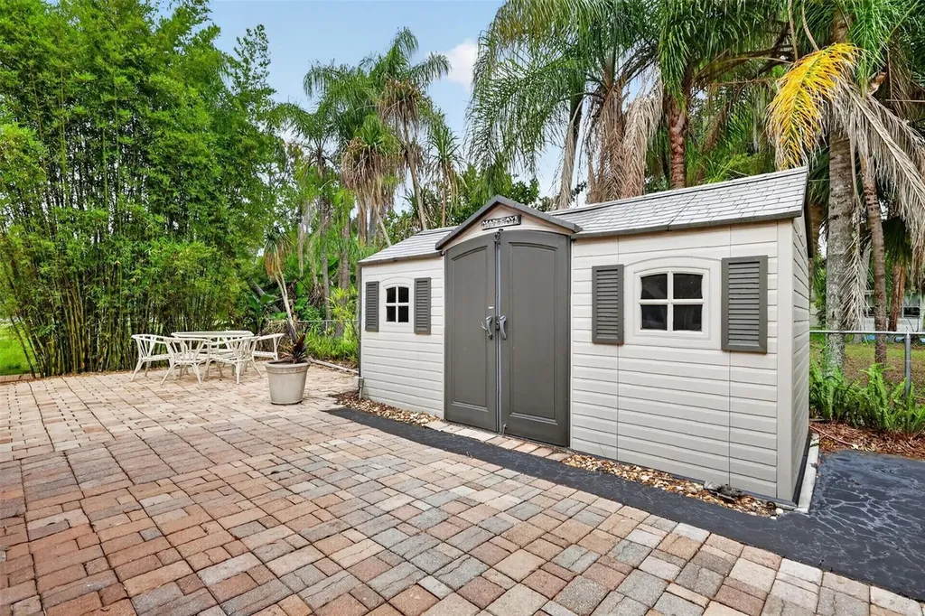 507 Lakeshore Drive Eustis FL 32726