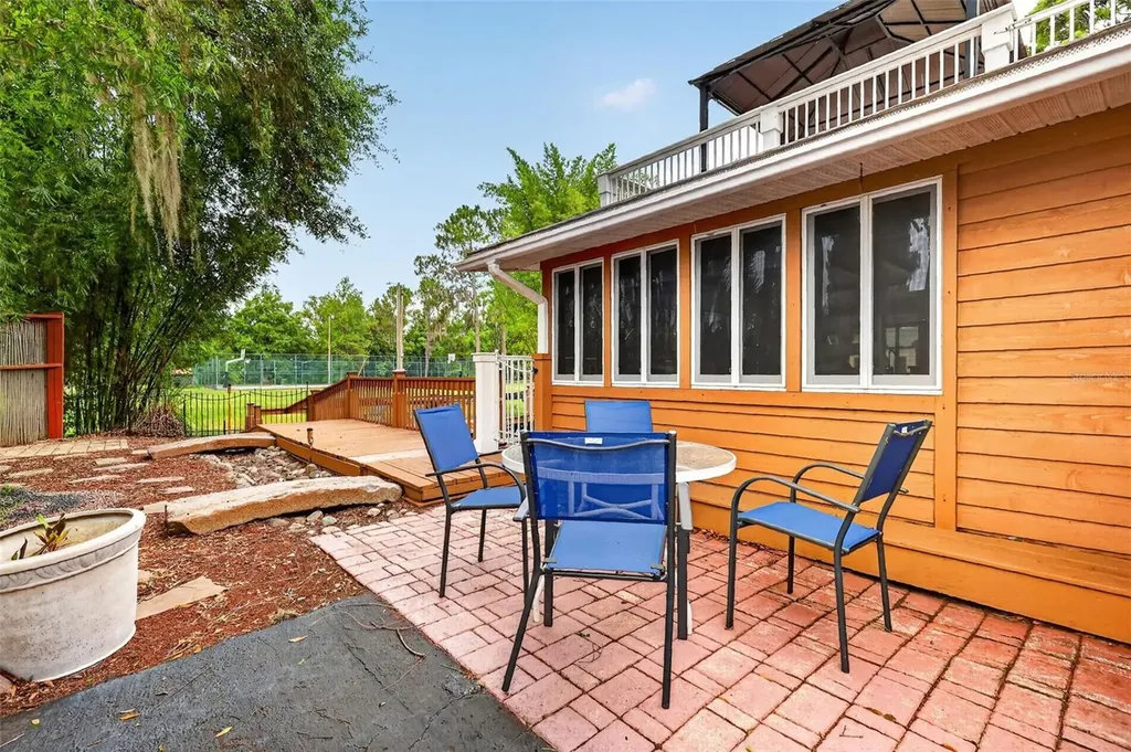 507 Lakeshore Drive Eustis FL 32726