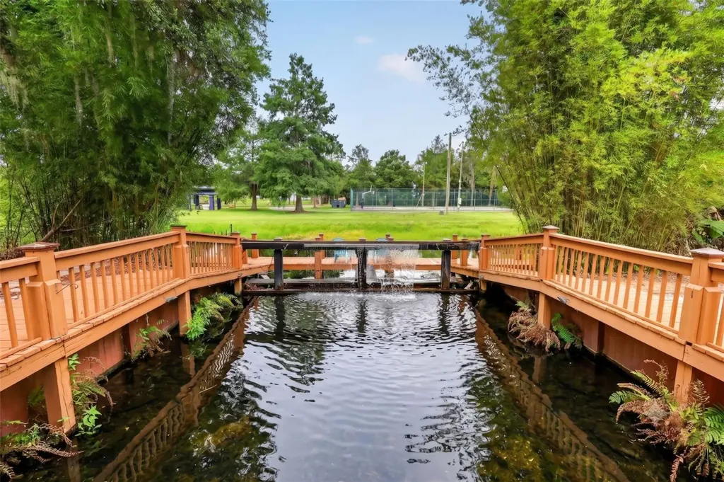 507 Lakeshore Drive Eustis FL 32726