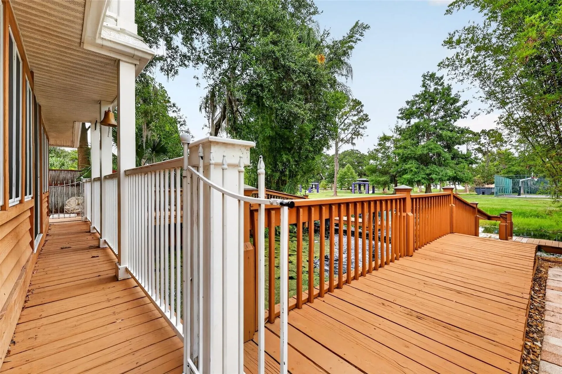 507 Lakeshore Drive Eustis FL 32726