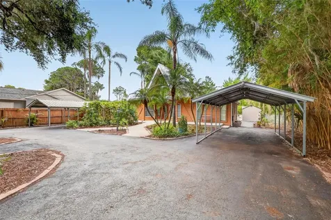 507 Lakeshore Drive Eustis FL 32726