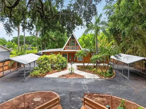 507 Lakeshore Drive Eustis FL 32726
