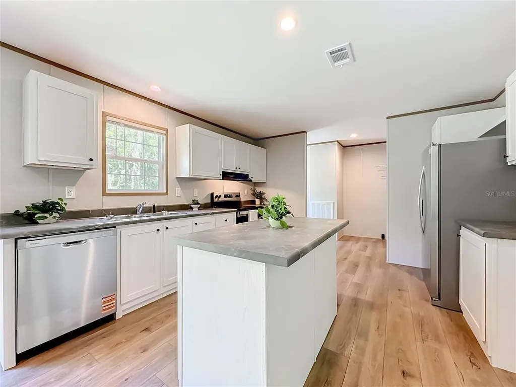 115 Betsy Ross Place Satsuma FL 32189