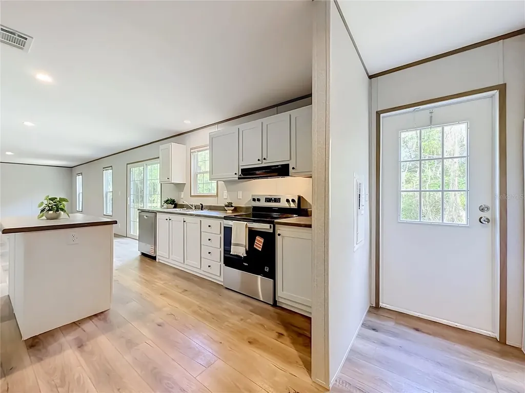 115 Betsy Ross Place Satsuma FL 32189
