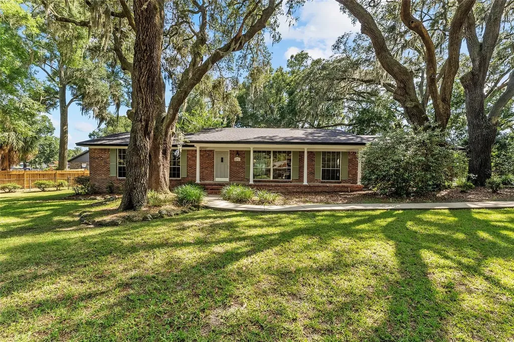 25747 SW 19th Avenue Newberry FL 32669