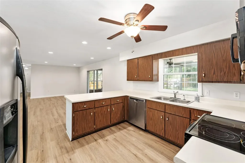 25747 SW 19th Avenue Newberry FL 32669