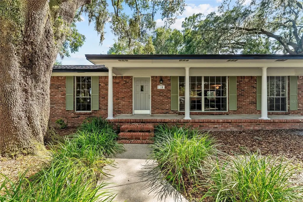 25747 SW 19th Avenue Newberry FL 32669
