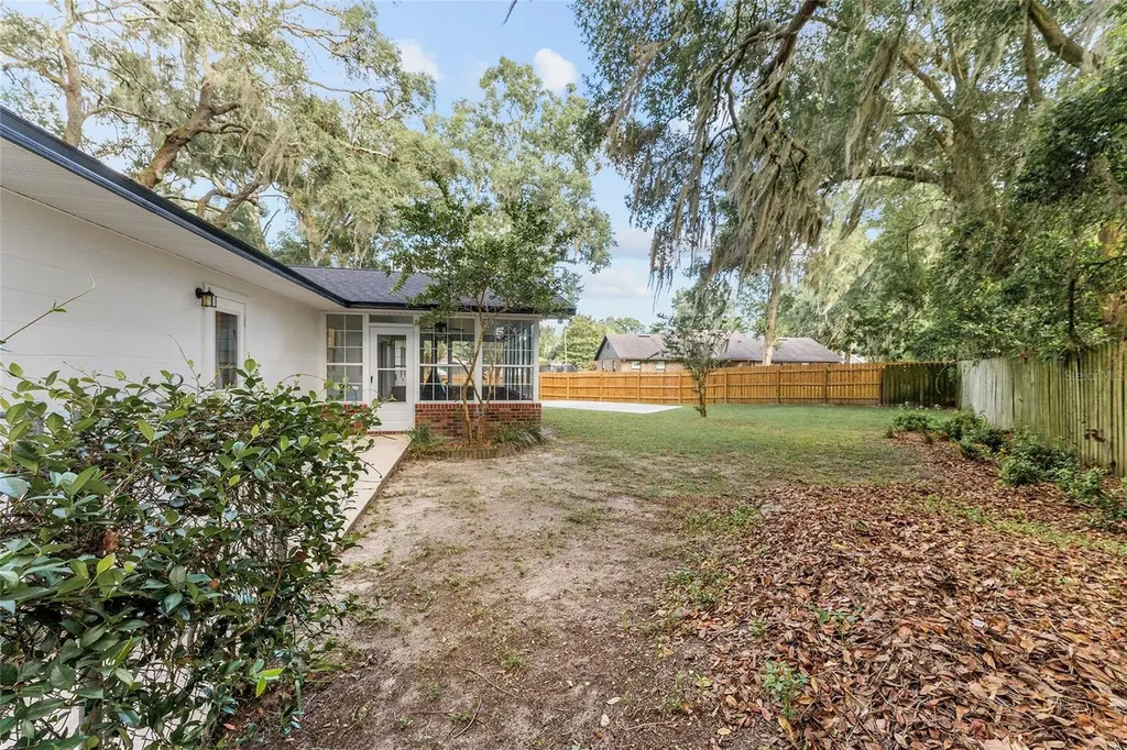 25747 SW 19th Avenue Newberry FL 32669
