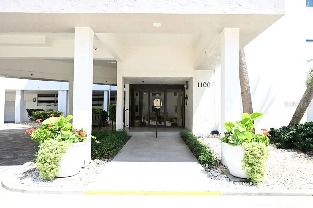 1100 Benjamin Franklin Drive Sarasota FL 34236