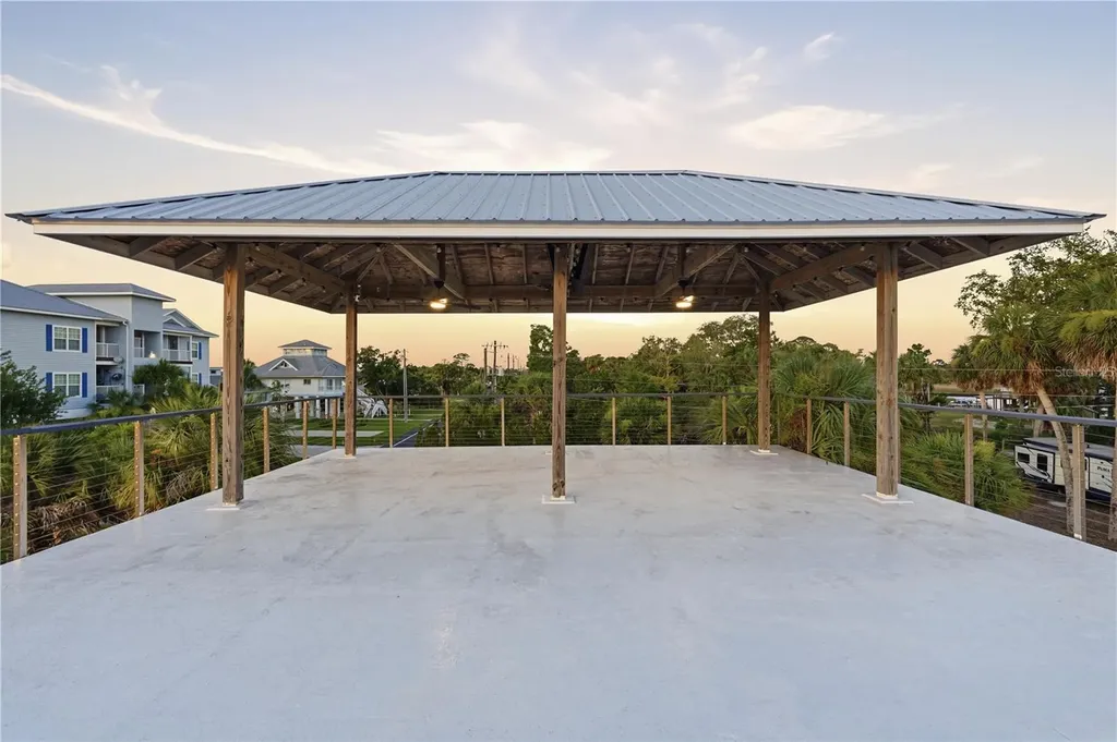 38 SE 195th Street Suwannee FL 32692