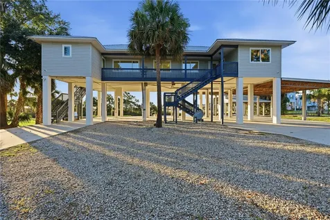 38 SE 195th Street Suwannee FL 32692