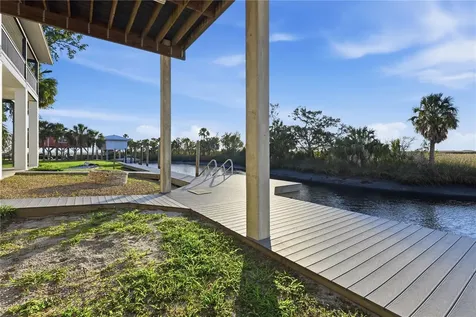 38 SE 195th Street Suwannee FL 32692