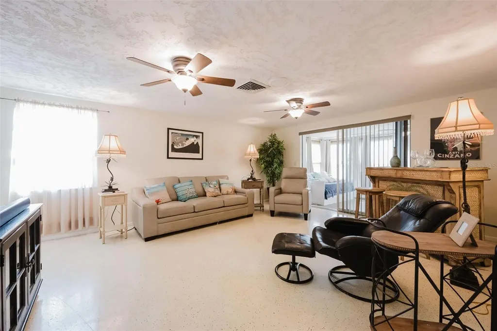 2463 Terry Lane Sarasota FL 34231