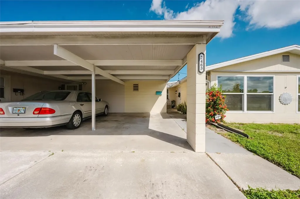 2463 Terry Lane Sarasota FL 34231