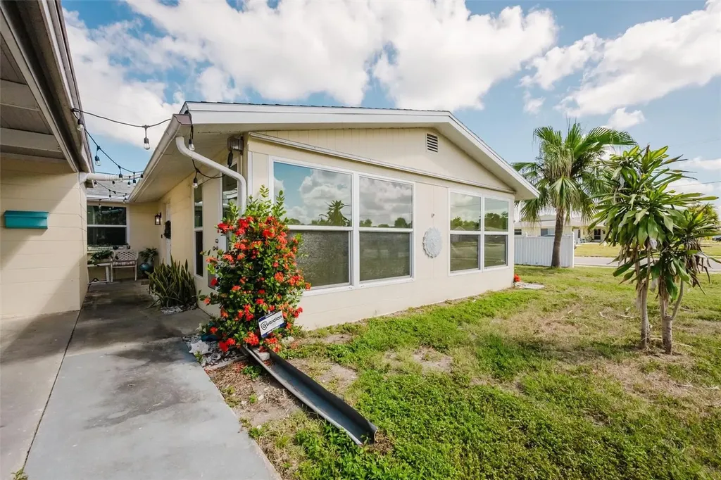 2463 Terry Lane Sarasota FL 34231