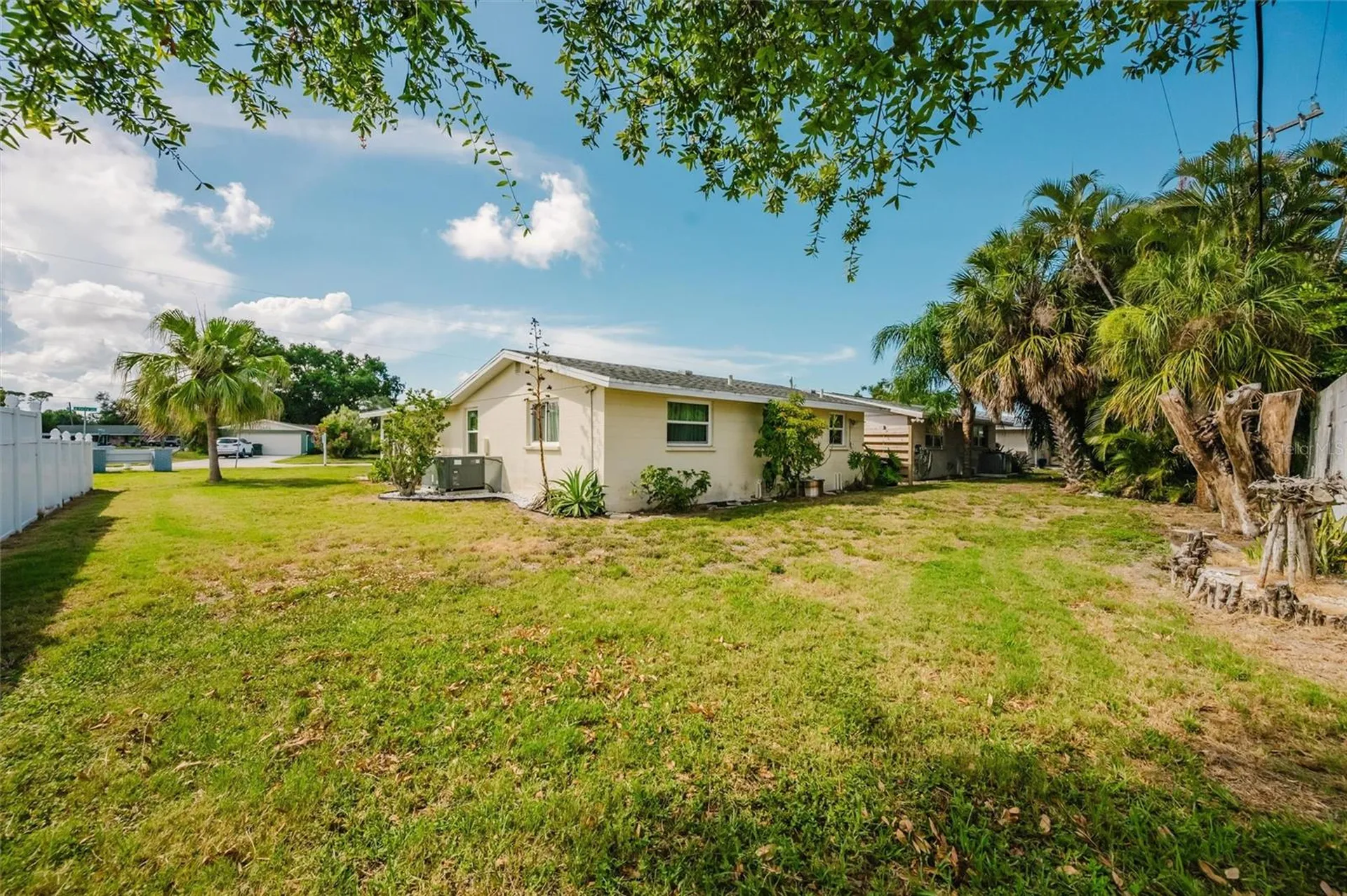 2463 Terry Lane Sarasota FL 34231