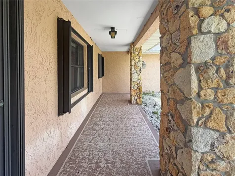 2417 Travelers Palm Drive Edgewater FL 32141